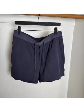 Lululemon Zeroed In Linerless Crinkle Texture Short 5"